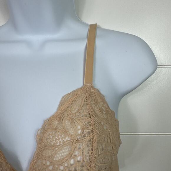 Lively Wireless Lace Bralette Bra Beige sz M - Picture 3 of 5
